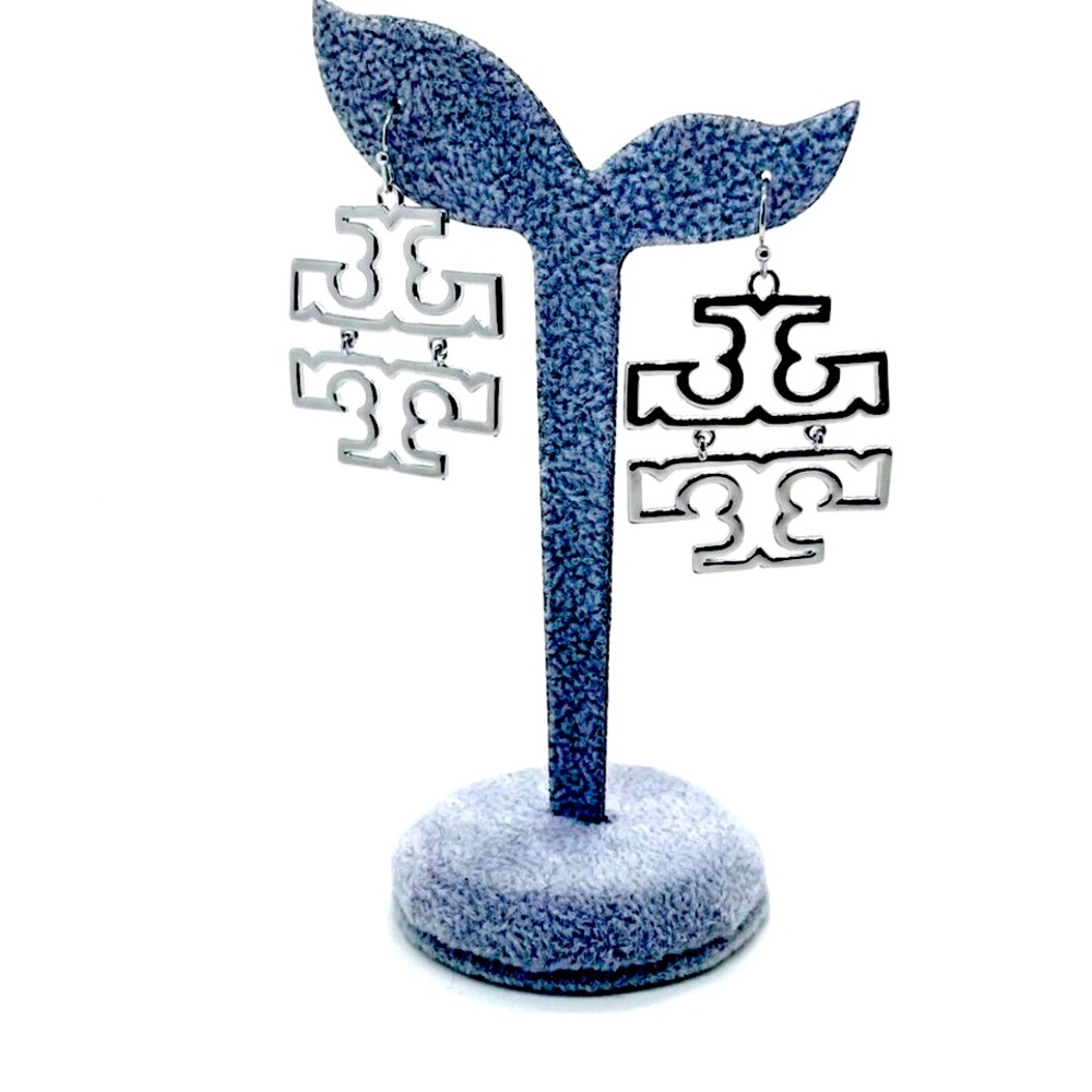 NWT TORY BURCH SILVER BRITTEN LOGO DROP EARRINGS